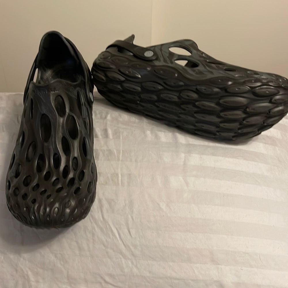 Merrell slip on sandals, like crocs